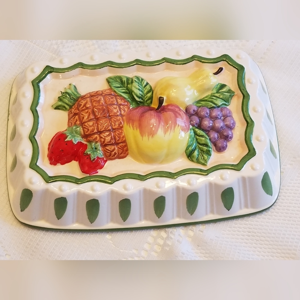 Vintage Ceramic Fruit Mold Hanging Wall Plaque